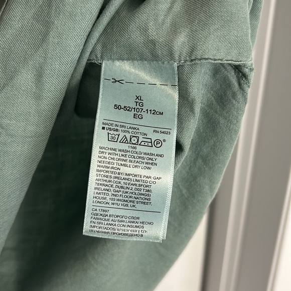 Banana Republic relaxed fit top NWT women’s XL - Picture 4 of 5